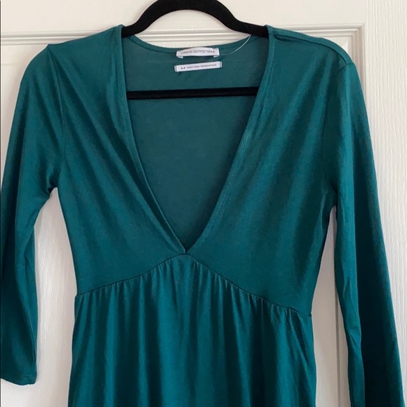 Urban Outfitters green flowy minidress size small - Picture 3 of 3